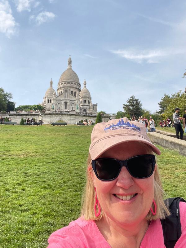 Tracy at Sacre Coeur