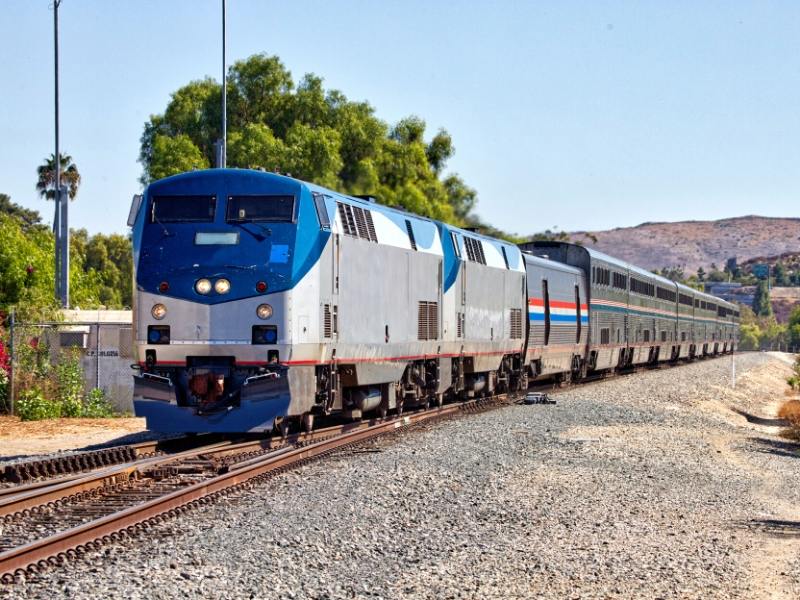 Amtrak Coast Starlight train.
