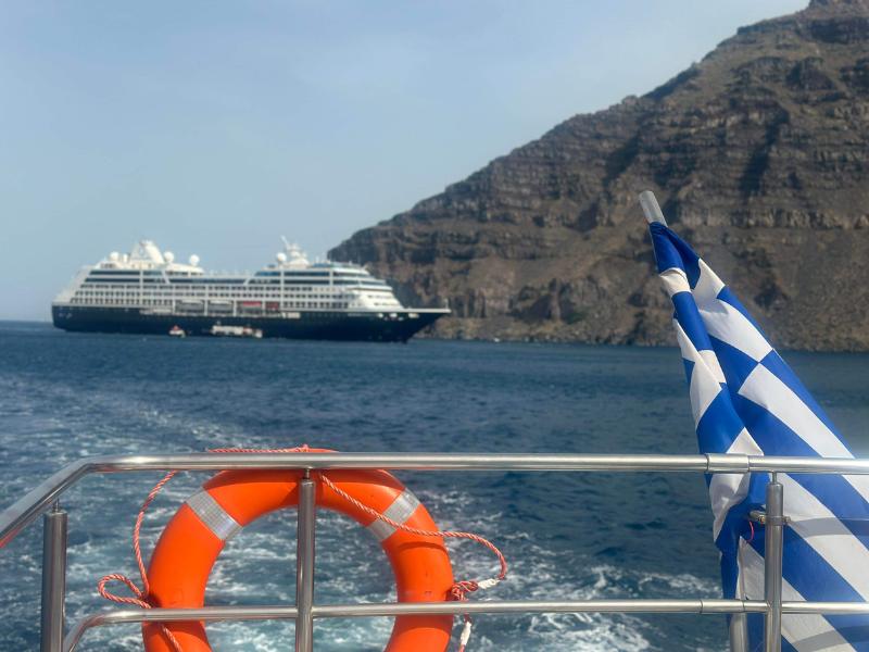 Cruise ship