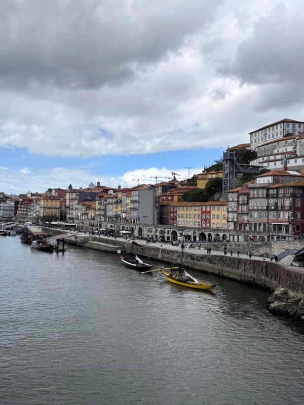 Porto Travel Guide.