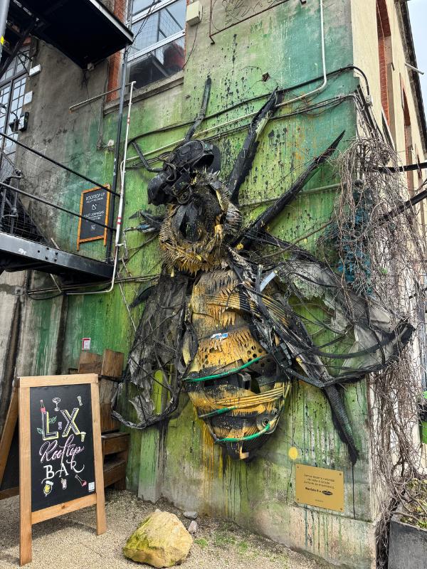 bee wall art