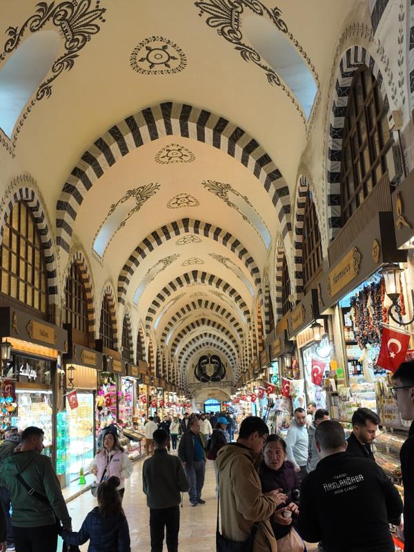 Visiting the Grand Bazaar in Istanbul Travel tips to go by.