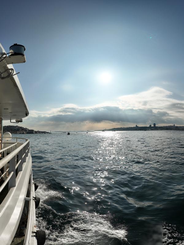 Cruise on the bosphorus