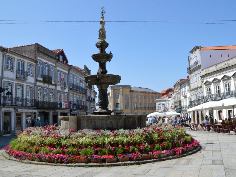 EPISODE 79 16th century fountain Praca da Republica Viana do Castelo