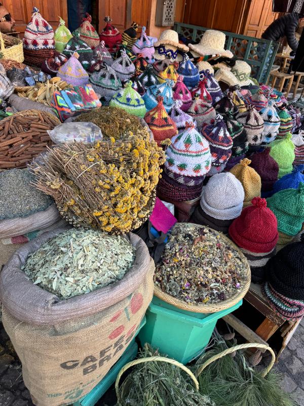 pot pourri and some knitted hats 1